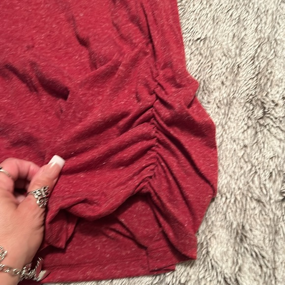 Light reddish, maroon, long, sleeved shirt with a crisscross neck size Large - Picture 5 of 6